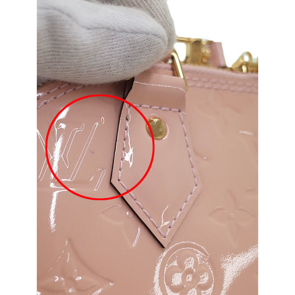 Louis Vuitton Alma Vernis Bag - Picture 6 of 8